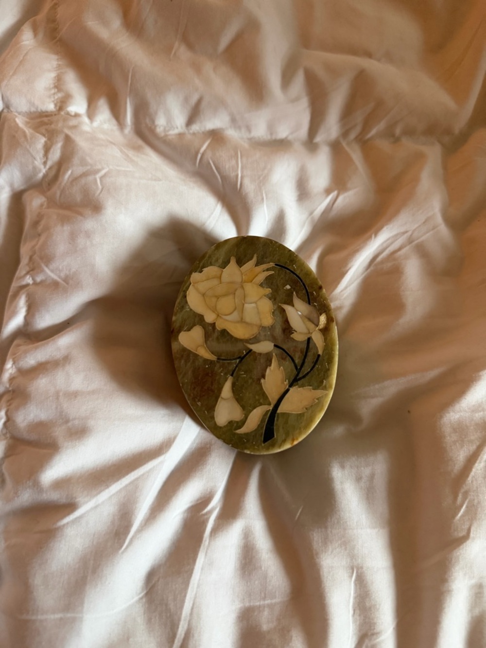 Mother of Pearl Onyx carved Floral Inlay Trinket Box